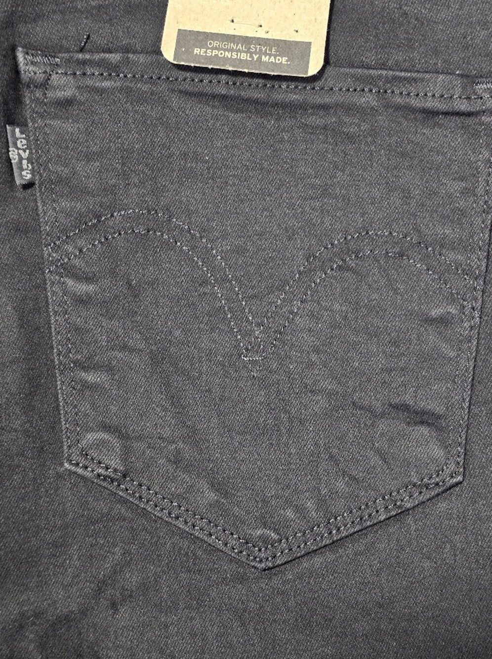 NWT Levis Classic Straight Hypersoft Mid-Rise Womens Jeans Size 14 - Picture 15 of 15